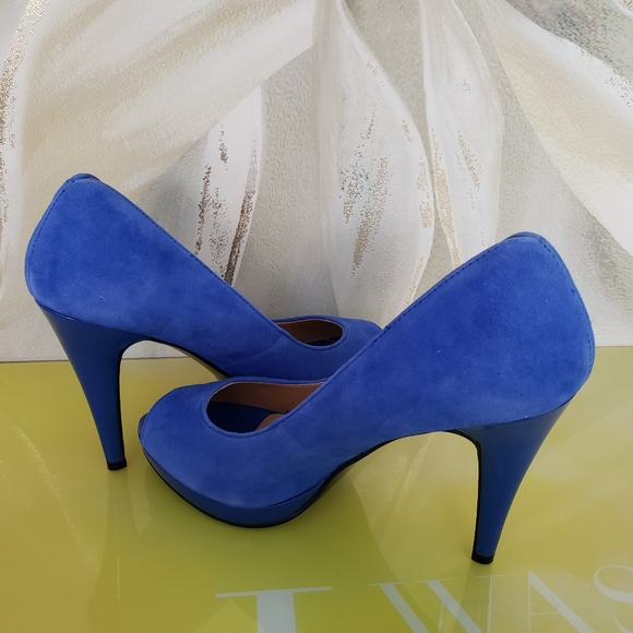 💕New - Nine West Blue Suede Platform Heels - Picture 3 of 8